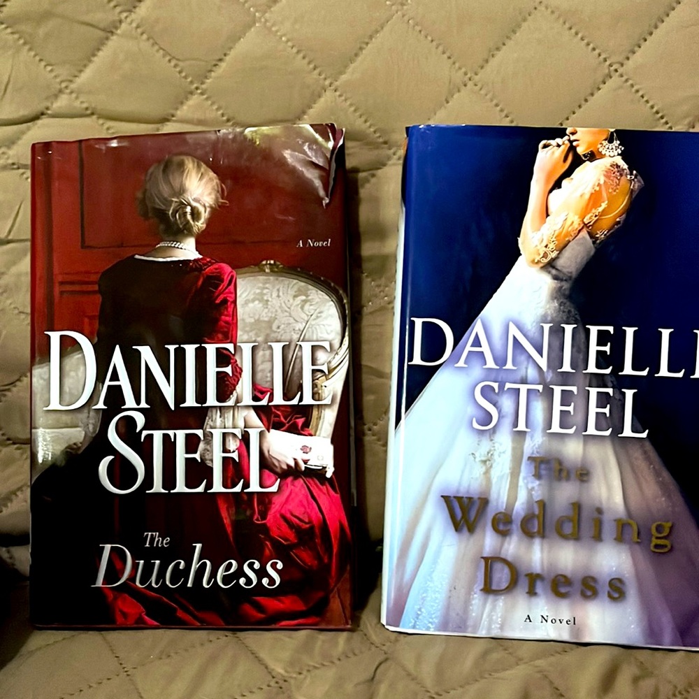 Danielle Steel The Duchess, The Wedding Dress